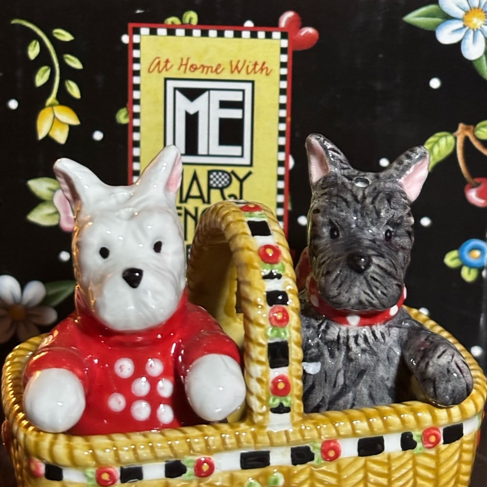 Mary Engelbreit Henry the Scottie & Westie Dog Salt & Pepper Shakers.